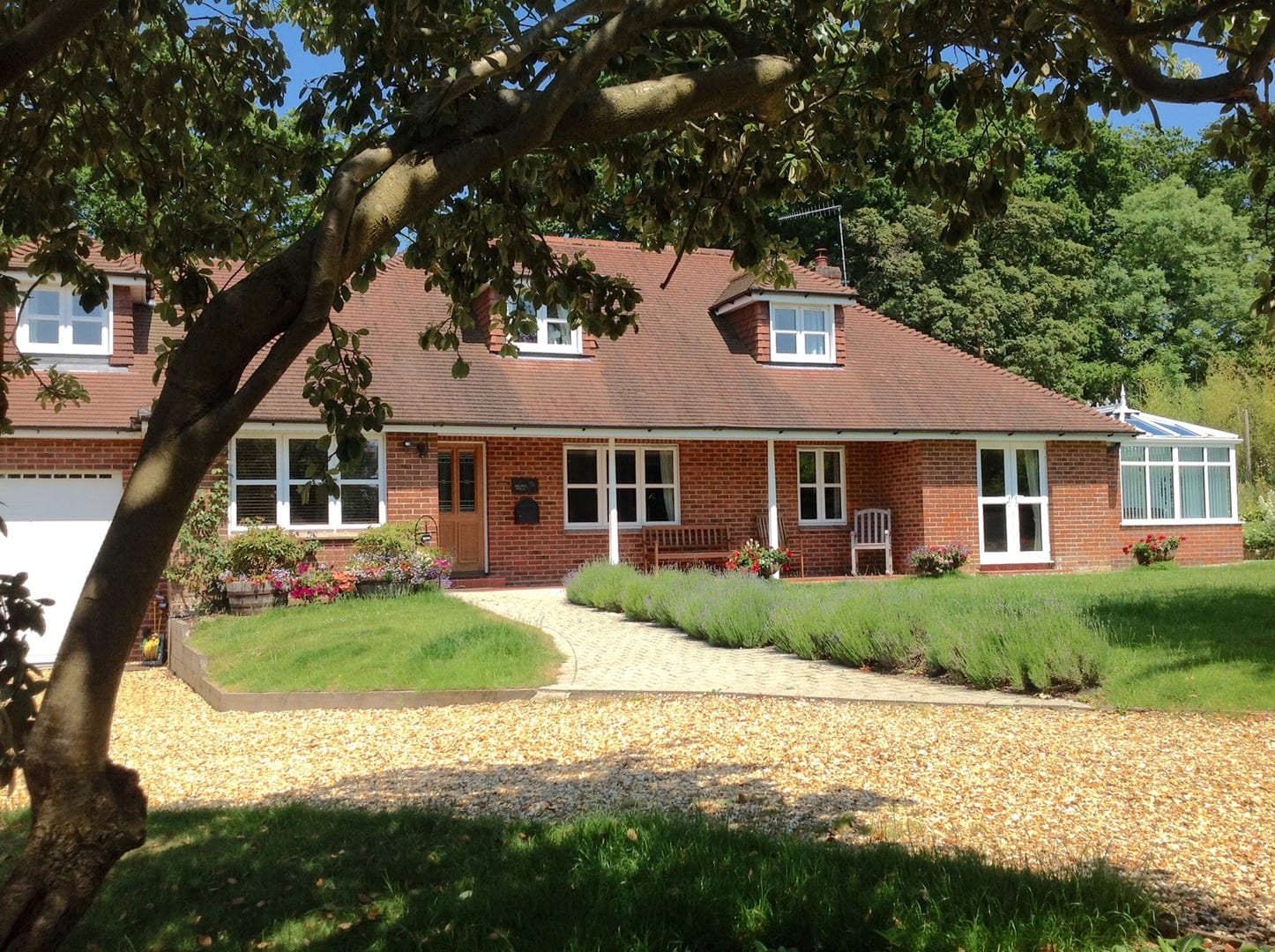Mews Hill, Fordingbridge 5 Bedroom Chalet, New Forest Sleeps up to