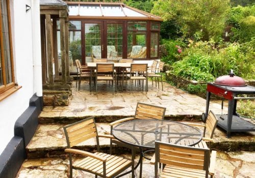 patio area with wonderful views, relax in the hot tub whilst taking in the surrounding scenery
