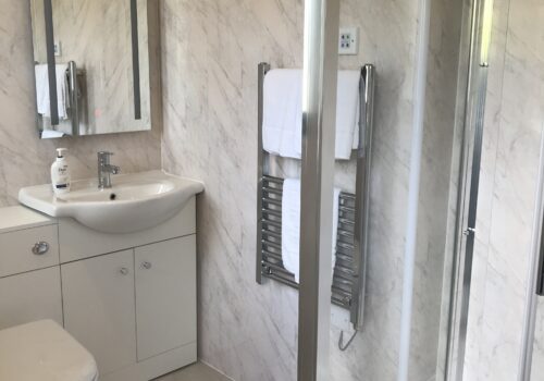 Contemporary shower room for self catering holiday let