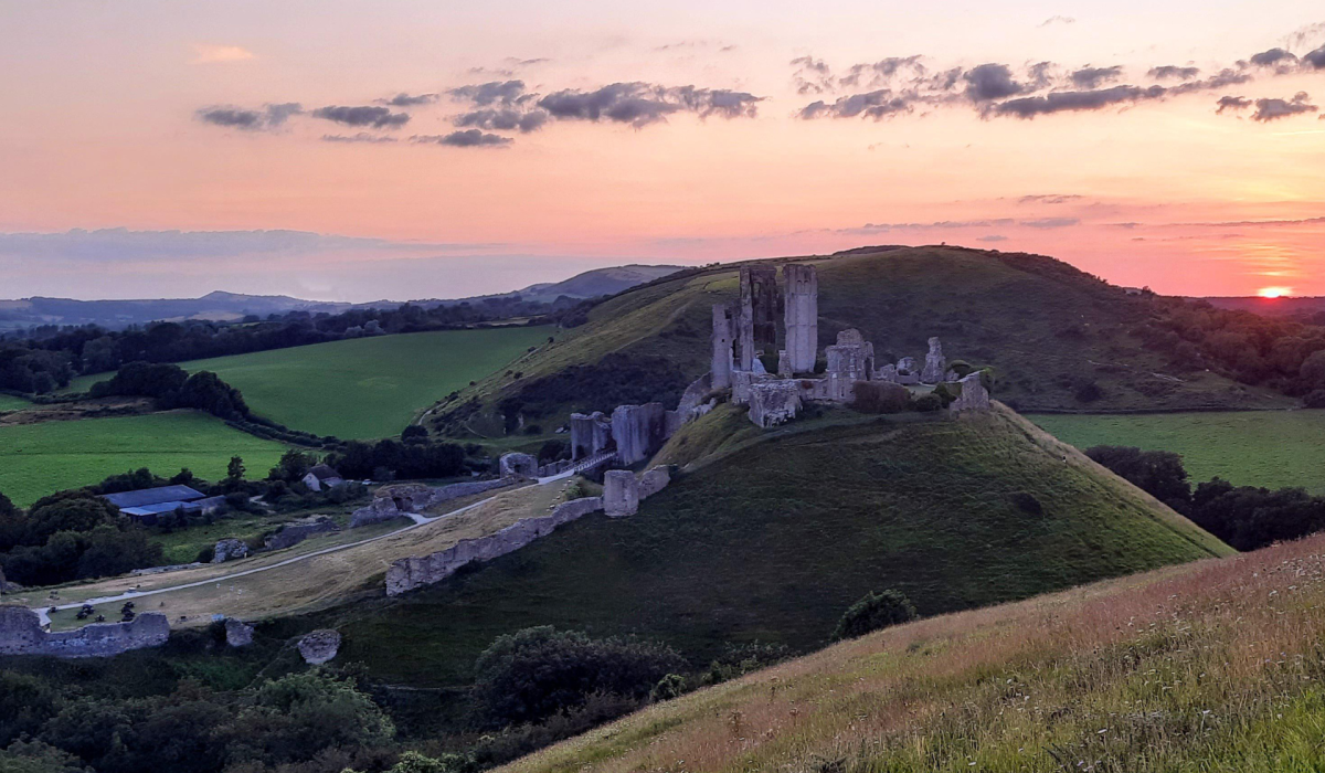 Dorset's Top Photography Locations - Corfe Castle Dorset's Top Photography Locations - Corfe Castle